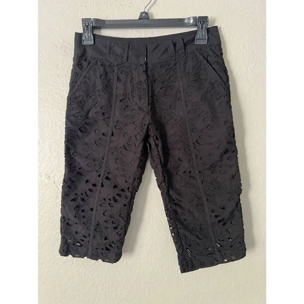 Like New! Sretsis Lace Cropped Pants Bermuda Shorts Black in Size 2